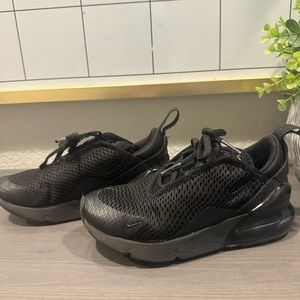 Boys AirMax 270 Size 12